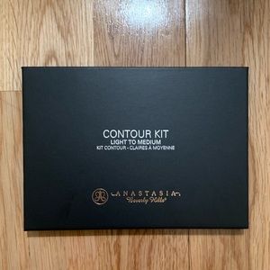 Anastasia Beverly Hills Contour Kit